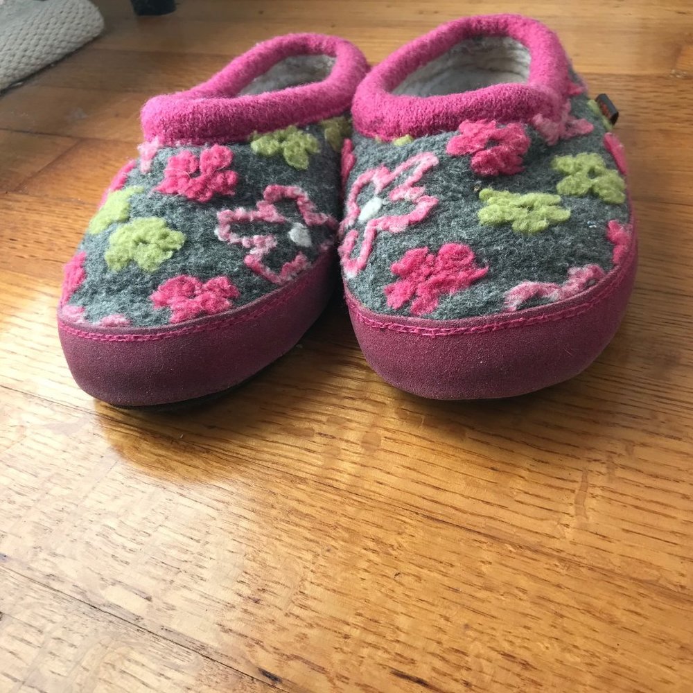 Acorn Slippers Grey Pink Spring Green Floral Big Kids/Youth Sz 1-2